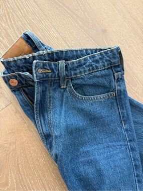 H&M Women's Straight Leg Jeans in Mid Blue Denim
